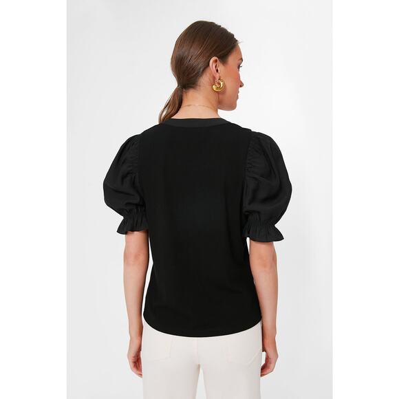 Tuckernuck Livia Puff Sleeve Top Size M Black Rayon Casual Preppy Pomander Place - Picture 4 of 13